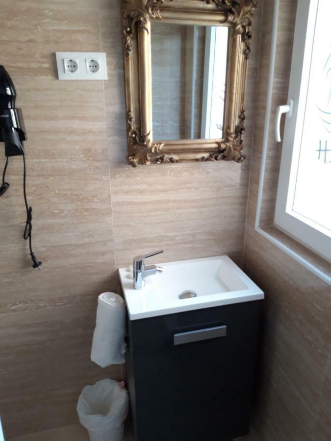 H.Albar Mieres Hotel Mieres  Luaran gambar